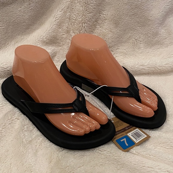 Women's FloJos Very Comfortable Flip-Flops FlipFlops Thong Sandals Black 7 NWT - Picture 2 of 11